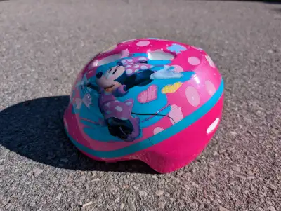 Bell - Minnie Mouse girls helmet 3-5 yr olds, View more