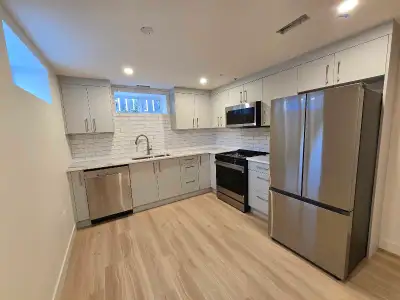 Brand New 2 Bedroom + Den | 2 Bathroom Suite – Central Penticton Brand-new 955 sq. ft. 2-bedroom + d...