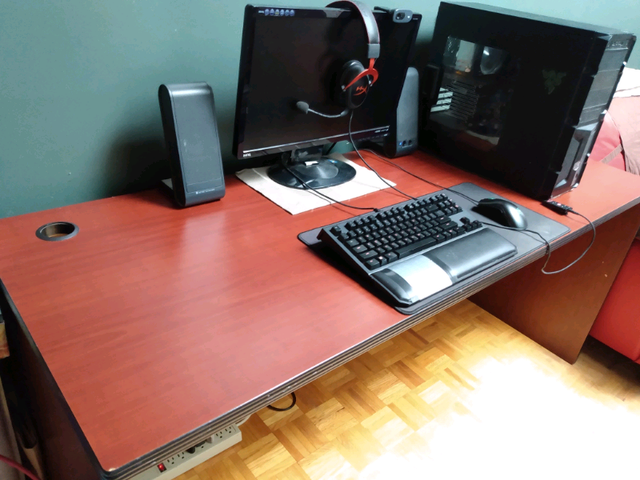 Office/home computer desk in Desks in City of Toronto - Image 3