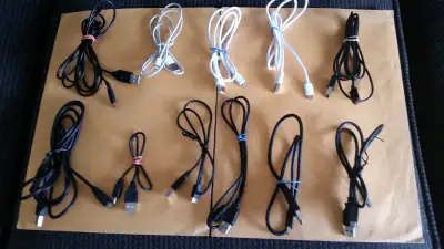 cable de charge pour telephone portable et autres vous pouvez ramener votre telephone ou appareil po...