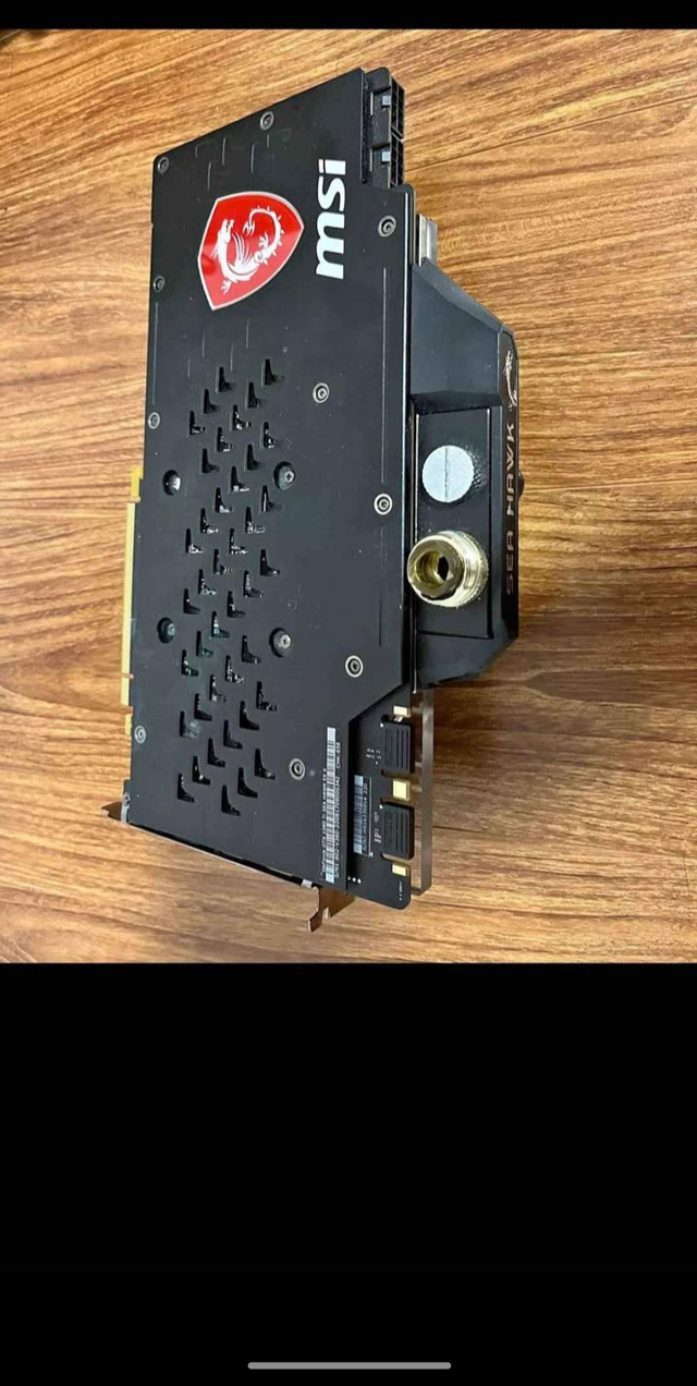 GTX 1080 TI with waterblock in Desktop Computers in City of Toronto - Image 3