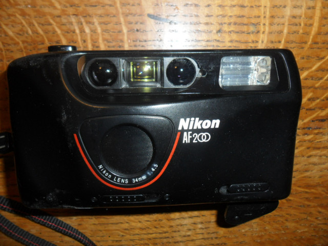 Nikon Camera AF200 in Cameras & Camcorders in Delta/Surrey/Langley