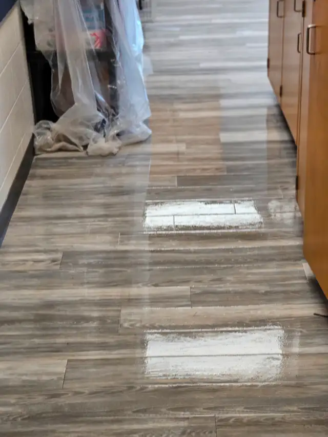 Commercial Cleaning63735896195203122