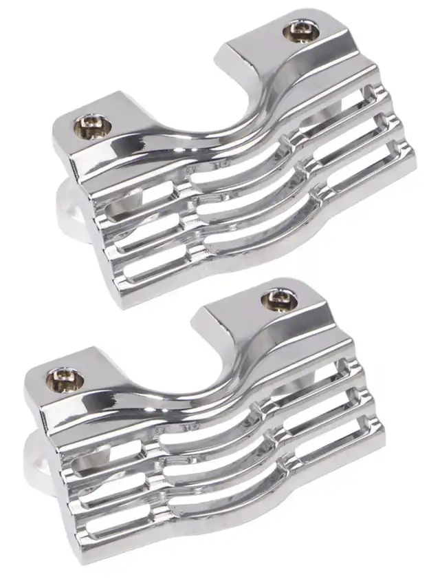 Chrome Finned Slotted Head Bolt Covers in Street, Cruisers & Choppers in Owen Sound - Image 2