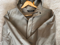 Arcteryx hooded  jacket mens large  