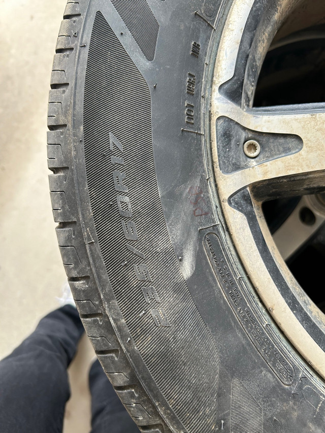 235/60R17 used rims/tires in Tires & Rims in Saskatoon - Image 4