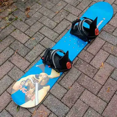 130cm ROSSIGNOL Snowboard with Bindings, View more