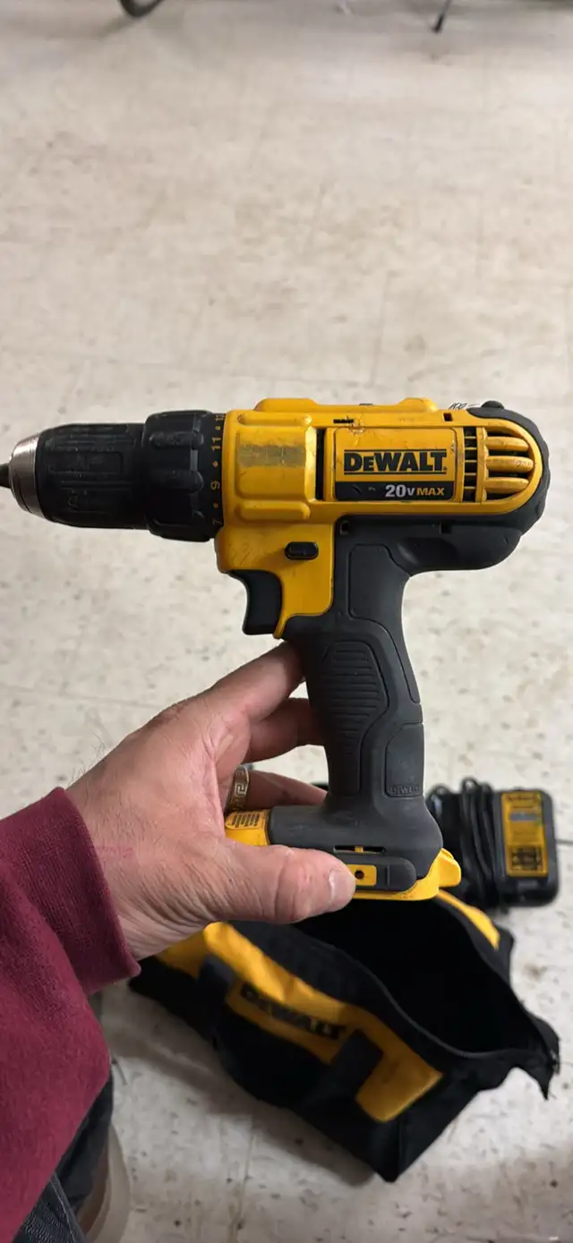 DeWalt Drill Full Set in Power Tools in London - Image 3