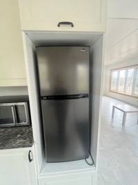Danby fridge, pick up in Braeside