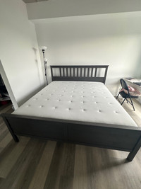 King Size Bed frame+mattress (99new)