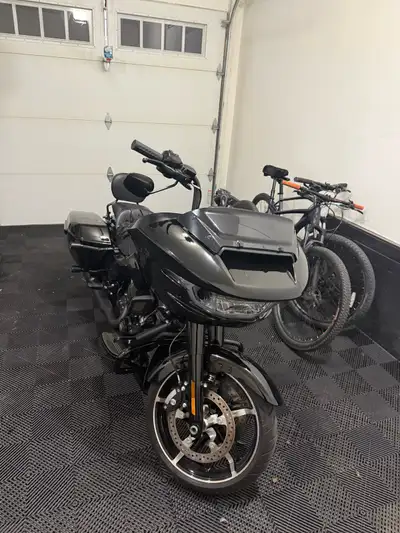 Like new Bought last summer at yellowhead Harley upgrades: Amp n speakers ,tab performance exhaust ,...