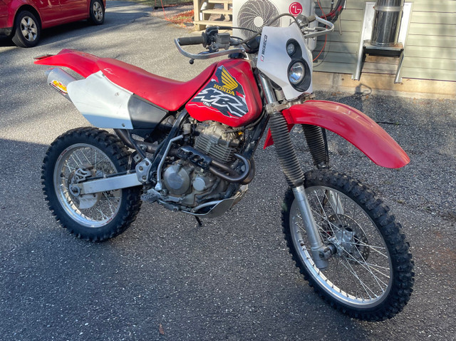 Honda XR400 in Dirt Bikes & Motocross in Saint John