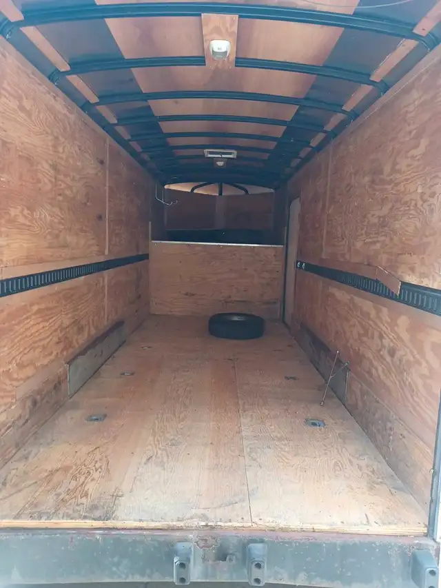 Enclosed 5th wheel in Cargo & Utility Trailers in Brantford - Image 3