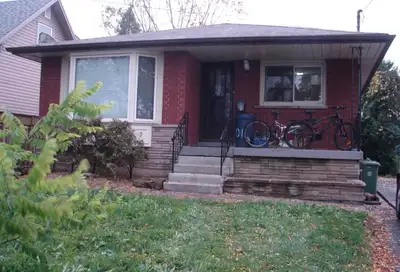 ROOM AVAILABLE STARTING MATCH 1,2026 RENT $680.00 PER MONTH INCLUDE: -kitchen -bathroom -common area...