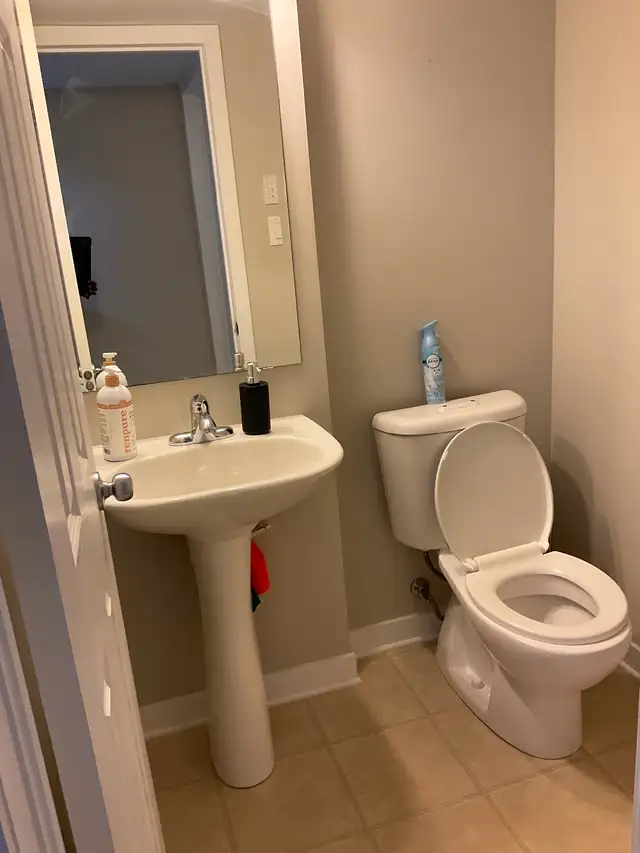 Room for Rent in Room Rentals & Roommates in Ottawa - Image 5