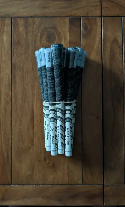 Golf Pride MCC White Midsize Grips, Set of 13, View more