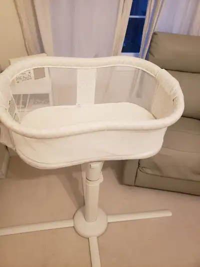 HALO Bassinet for sale. Barely used. From manufacturer: From your trusted brand leader in safe sleep...
