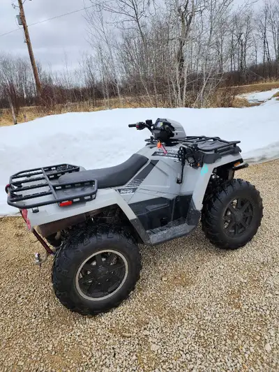 2019 Polaris Sportsman 450 EFI w winch. 1 owner, 2000km, maintained every year. Stored in the winter...