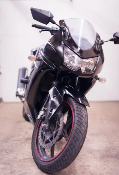 Oct 2025: new ignition & lock set, sonic clean carburetor (I have receipt) June 2025: new battery Oc...