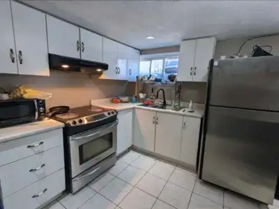 Malton Recently Renovated Cozy Studio Basement Apartment
