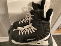 Men’s Flexlite 2.0  Bauer Skates Size 8.5