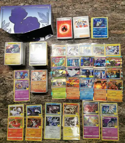 Pokémon ETB full of cards Holo rares, View more