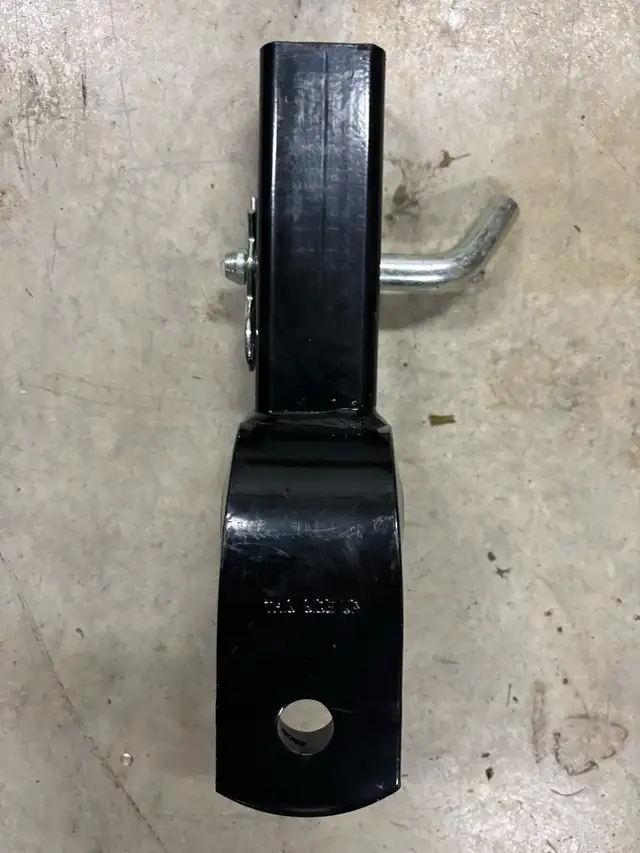 Truck trailer hitch