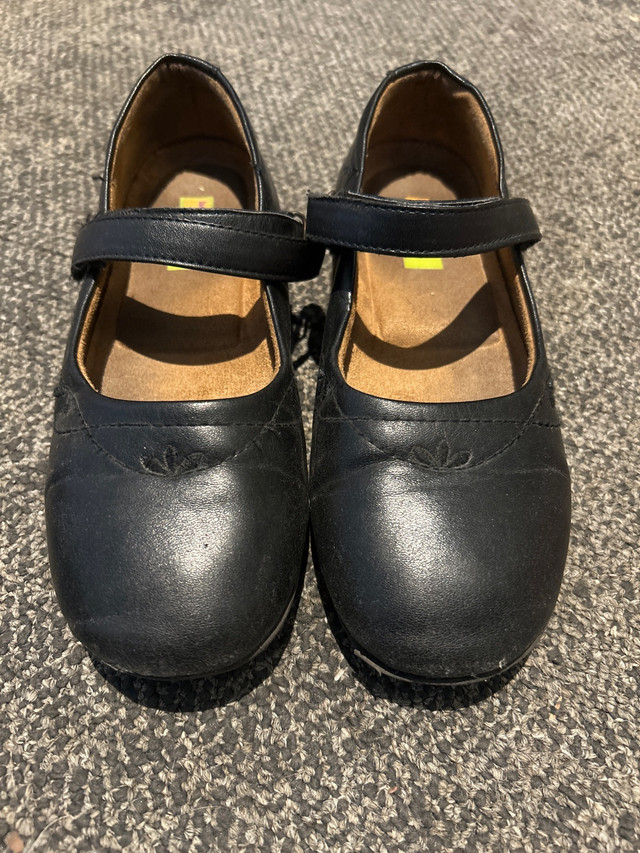 Black school shoes size 3 in Women's - Shoes in City of Toronto