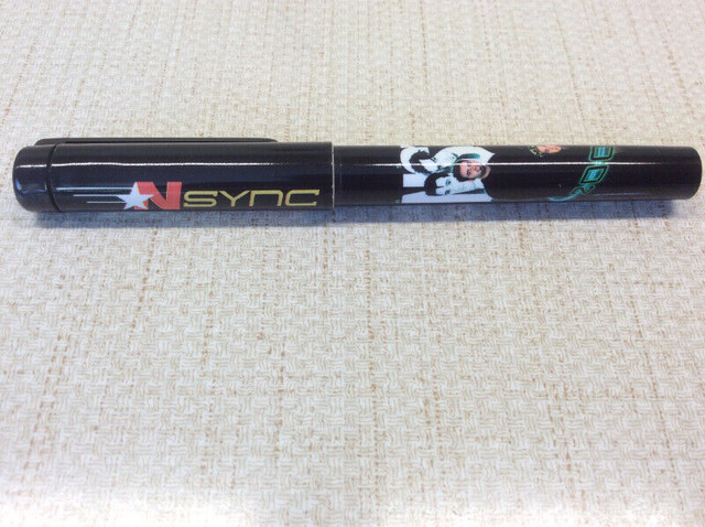 Vintage NSYNC “No Strings Attached” Pen in Arts & Collectibles in Winnipeg