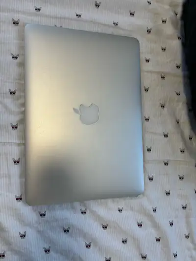 2015 MacBook Pro i5, View more