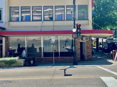 Office Space for rent or lease – Nelson, BC 602 Baker Street Nelson, BC V1L 1W5 **If interested, ple...