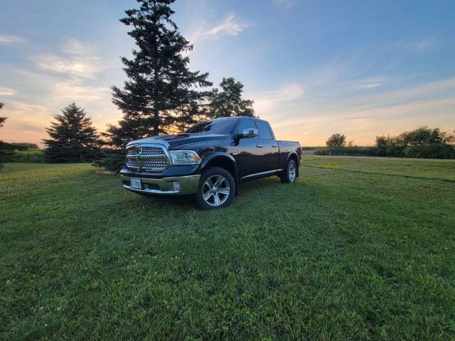 2013 ram 1500 in Cars & Trucks in Kitchener / Waterloo - Image 4