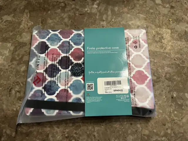 12.9” 1st/2nd Gen iPad 360 Degree Rotating Cover (Brand New) in iPads & Tablets in Barrie - Image 7