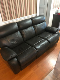 Couch leather couch. Very good condition