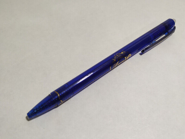 Erasable Gel Pens in Other in Kitchener / Waterloo