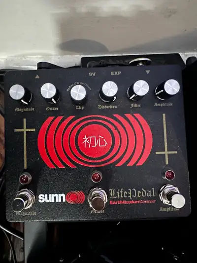 Earthquaker Sunn Life Pedal, View more