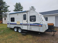 Terry camper trailer 18' ft