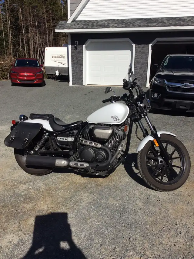 Motorcycle for Sale in Street, Cruisers & Choppers in Bedford - Image 3