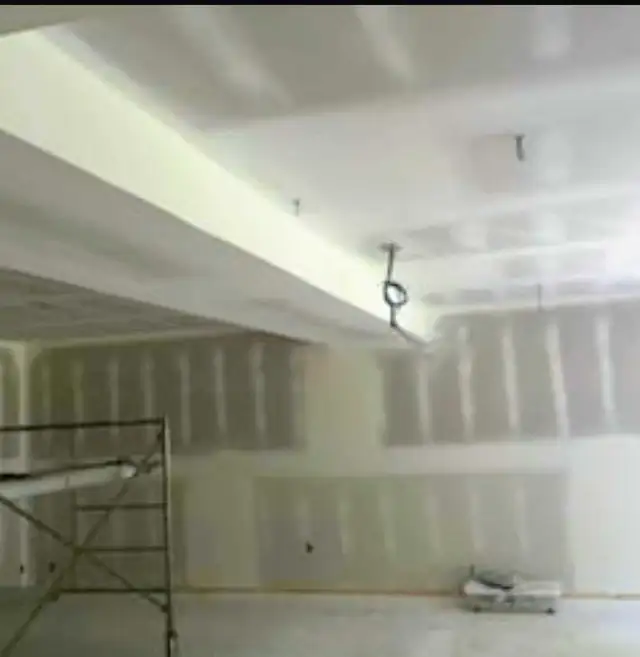 Drywall taping, finishing, plastering,  mudding, stucco removal in Drywall & Stucco Removal in Oakville / Halton Region - Image 5