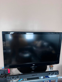 LG 42” LCD tv