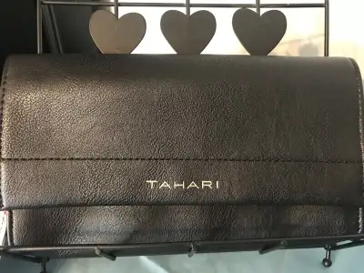 BRAND NEW TAHARI 2-in-1 CLUTCH WALLET, View more