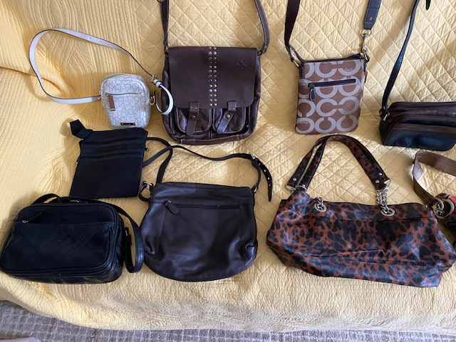 Quality Ladies Purses - No Damage in Women's - Bags & Wallets in Hamilton - Image 4