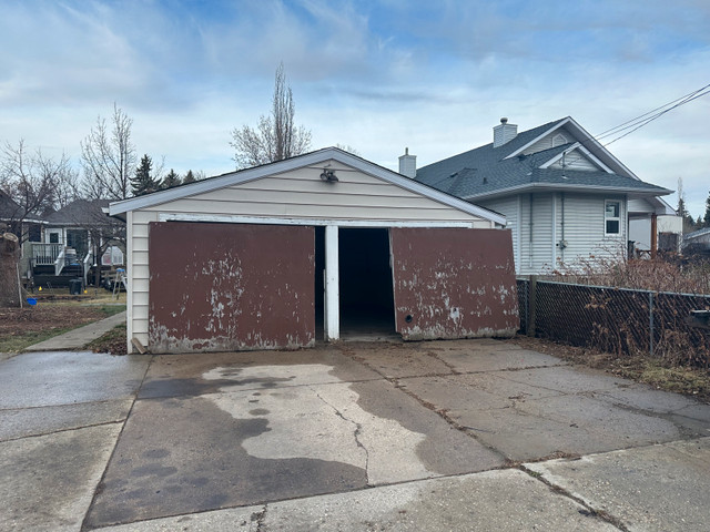 Garage demolition  - Edmonton in Other in Edmonton - Image 4