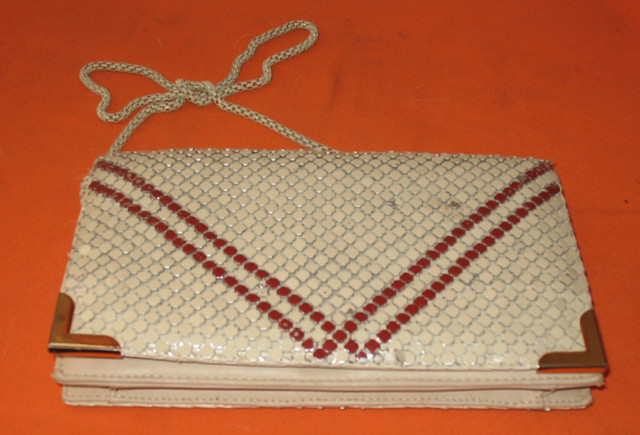 Ladies Shoulder Party Purse Bag White & Dark Red Sequence & Box in Women's - Bags & Wallets in Edmonton