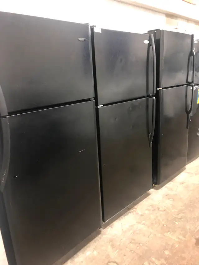REFURBISHED WHITE AND BLACK FRIDGES $299! ONE YEAR FULL WARRANTY63860081060867124