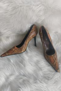 Elevate Your Look with Snakeskin Alligator Heels by Aldo Size 36
