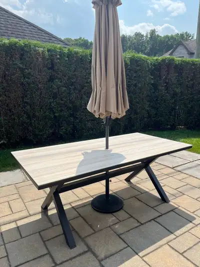 Parasol et set de patio, View more