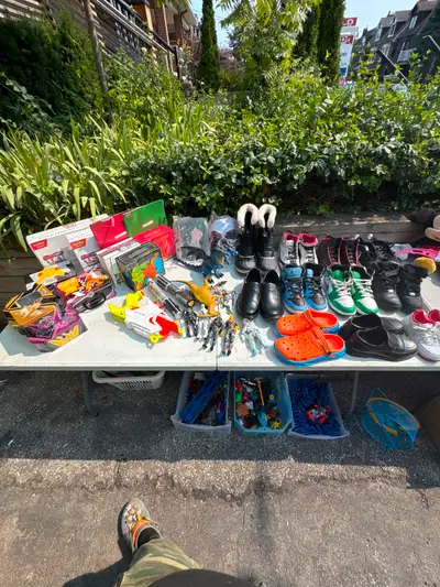 Garage sale, View more