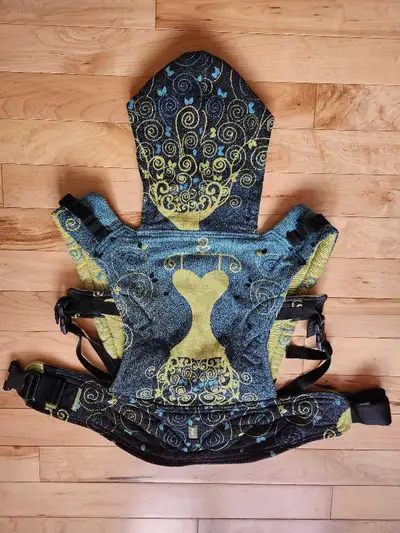 Lenny Lamb Grand Princessa baby size carrier, View more