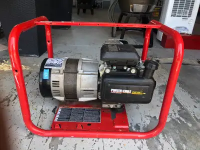 Like new condition Used for backup power 5 hp Honda engine 2500w porter cable generator